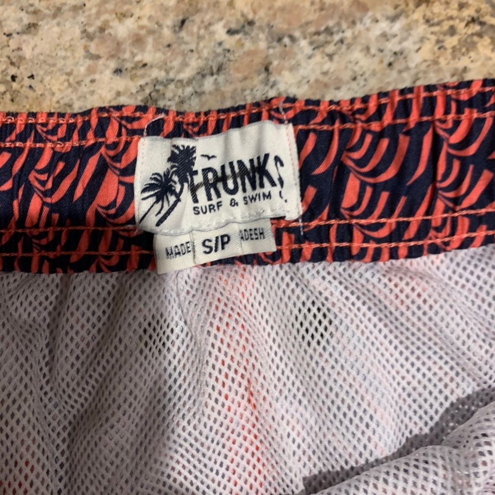 Trunks Swim - Picture 3 of 4